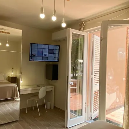 Raffaelli Angela 3* Forte dei Marmi