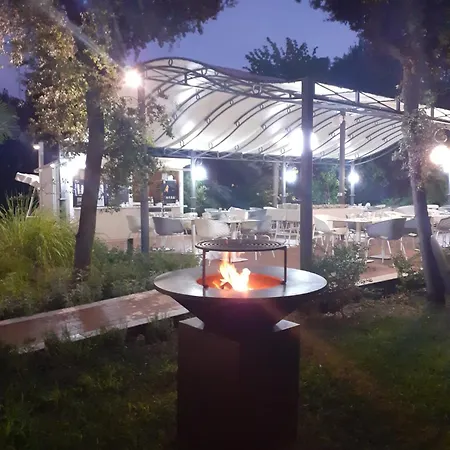 Raffaelli Angela מלון 3*