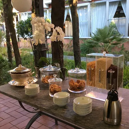 Raffaelli Angela 3* Forte dei Marmi