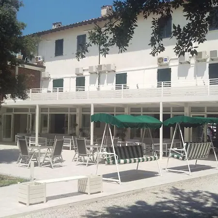 Raffaelli Angela Hotel 3*