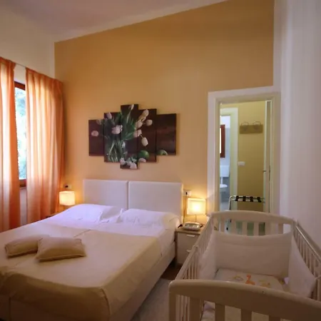 Raffaelli Angela Hotel
