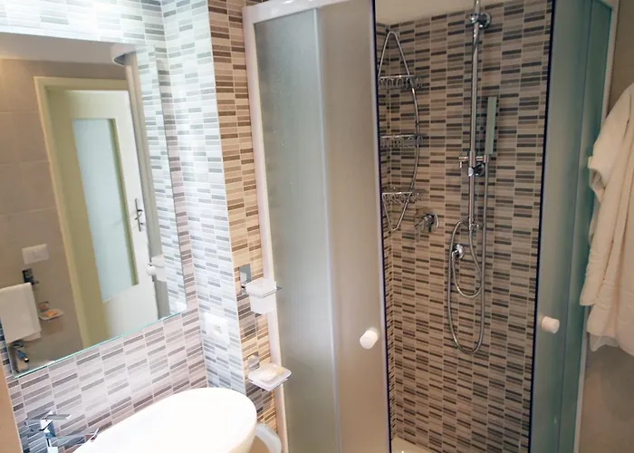 Raffaelli Angela Forte dei Marmi