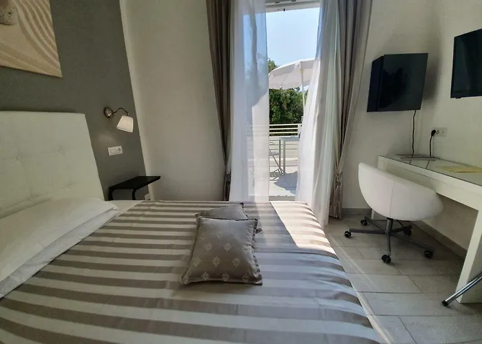 Raffaelli Angela Hotel 3*