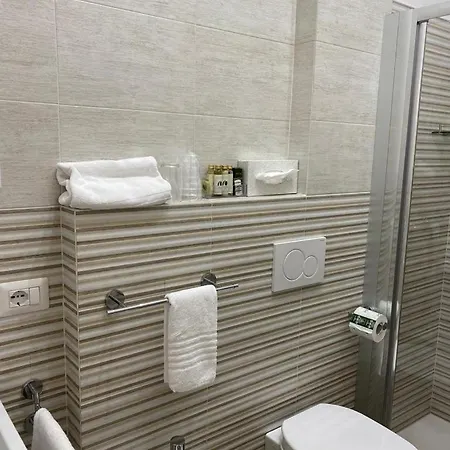 Raffaelli Angela Отель 3*
