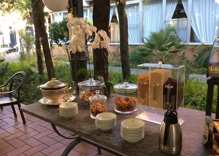 Raffaelli Angela 3* Forte dei Marmi